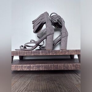 Charlotte Russe Strappy 3” Block Heel Sandal SZ 8 Open Toe Cream-Tan Shoes